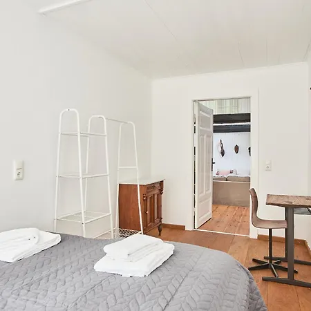 Altes Faehrhaus - Unnern, 170 Qm 公寓 Wewelsfleth